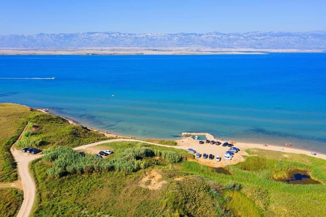 Apartments Lolo Привлака Екстериор снимка