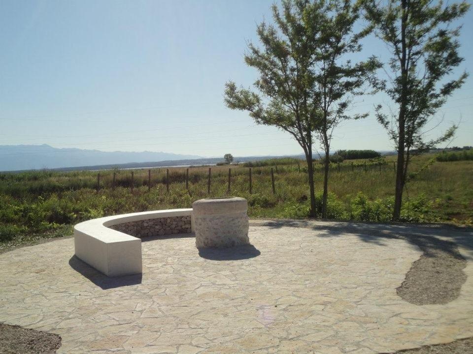 Apartments Lolo Привлака Екстериор снимка